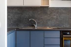 2-br Apartment by the Beach - Jasemin