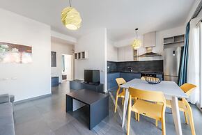 2-br Apartment by the Beach - Jasemin