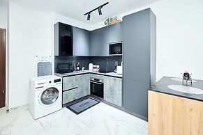 Quao Realty - The Essence