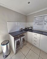 Ivy Place Studio Apartment