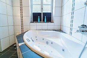 Charming Holiday Home in Kalkar, Germany - Perfect Getaway