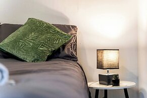 Cozy 1-bed Near Nec, Bullring & BHX Sleeps 3