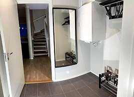 NEW Duplex Apartment Near the City With Free Private Parking