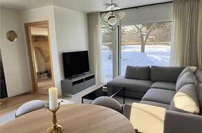 NEW Duplex Apartment Near the City With Free Private Parking