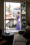 AthenSun Luxury Suites