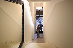 AthenSun Luxury Suites