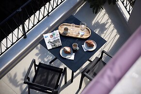 AthenSun Luxury Suites