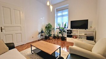 Charming 50m2 Apartment in Zagreb City Center