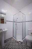 Ashley Victoria Hotel