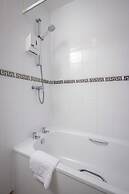 Ashley Victoria Hotel