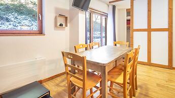 Stylish Alpine Stay for 6 Guests