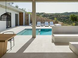 Design Villa Skioni by Halkidiki Villas