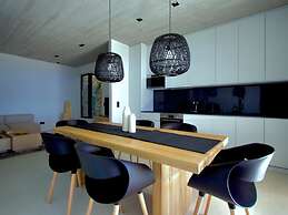 Design Villa Skioni by Halkidiki Villas