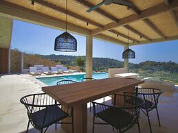 Design Villa Skioni by Halkidiki Villas