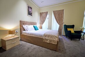 G Danube Boutique Hotel