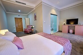 G Danube Boutique Hotel