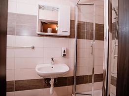 Mountain Serenity Rooms
