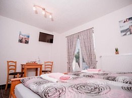 Mountain Serenity Rooms