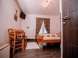 Mountain Serenity Rooms