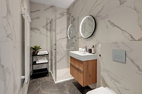 Lion Apartments - SCALA City Center