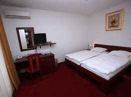 Hotel Orion