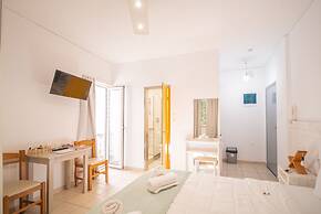 City Center Studios by Cretan Houses