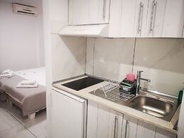 City Center Studios by Cretan Houses