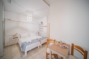 City Center Studios by Cretan Houses