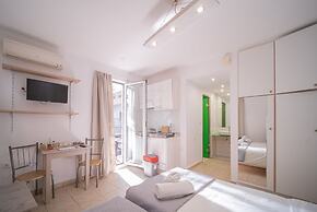 City Center Studios by Cretan Houses