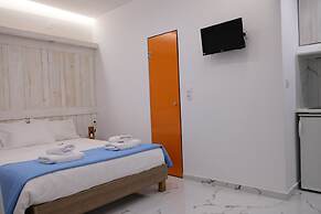 City Center Studios by Cretan Houses