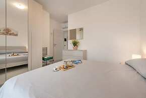 Modern Apartment for 4 Guests Near Alghero Beach