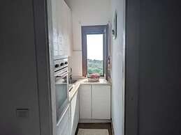 Charming Apartment Near Spiaggia Bianca