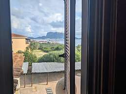 Charming Apartment Near Spiaggia Bianca