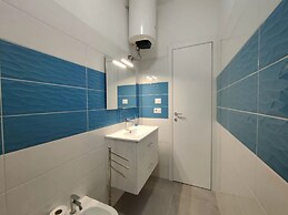 Cozy Apartment Near Alghero's Seafront