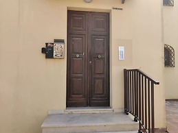 Cozy Apartment Near Alghero's Seafront