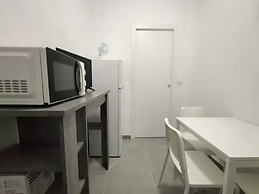 Cozy Apartment Near Alghero's Seafront