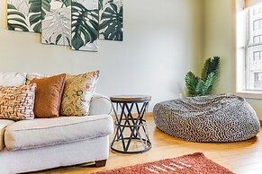 Bring a Pet: Historic Downtown Olean Apartment