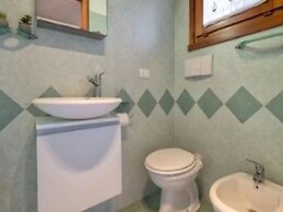 Cozy Flat Just Steps From Baia Delle Mimose Beach