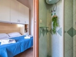 Cozy Flat Just Steps From Baia Delle Mimose Beach