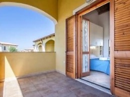 Cozy Flat Just Steps From Baia Delle Mimose Beach