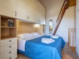 Cozy Flat Just Steps From Baia Delle Mimose Beach