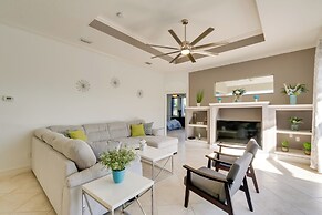 11 Mi to Beach: Family-friendly Rotonda West Home!