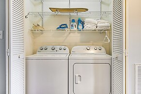 1 Mi to Broadway at the Beach: Home w/ Large Yard!