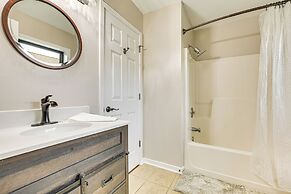 4 Mi to Uncw: Quiet Wilmington Escape