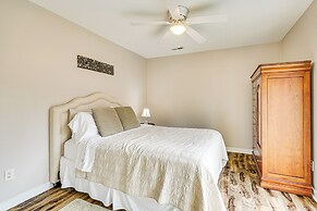 4 Mi to Uncw: Quiet Wilmington Escape