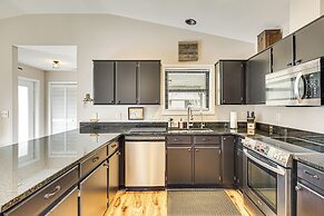 4 Mi to Uncw: Quiet Wilmington Escape