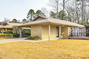 4 Mi to Uncw: Quiet Wilmington Escape