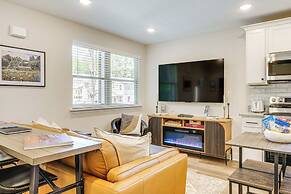 Ideal Location & Mountain Views: Chattanooga Home!