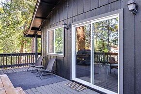 Access to Pine Mountain Lake: Family Cabin w/ Deck