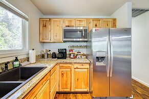 Access to Pine Mountain Lake: Family Cabin w/ Deck